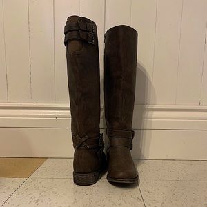 Tall brown vegan leather boots size 6